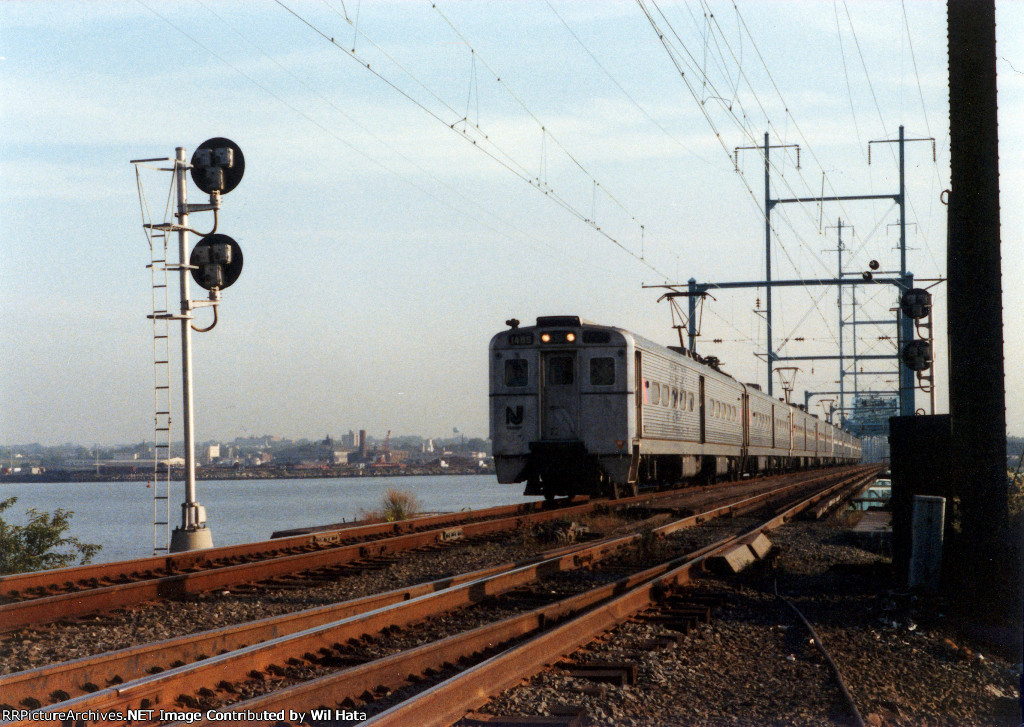 NJT Arrow III Coach 1489